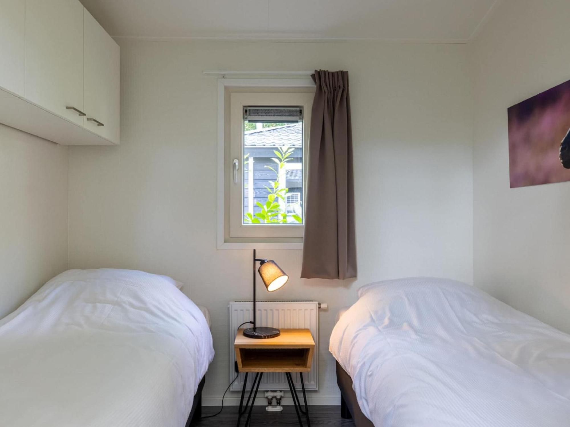Comfortable Chalet With Combination Microwave Near The Veluwe Hoenderloo Exterior foto